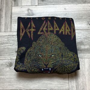 Goodie Two Sleeves Womens Pyromania Def Leppard 1983 US Tour Sweatshirt Size M